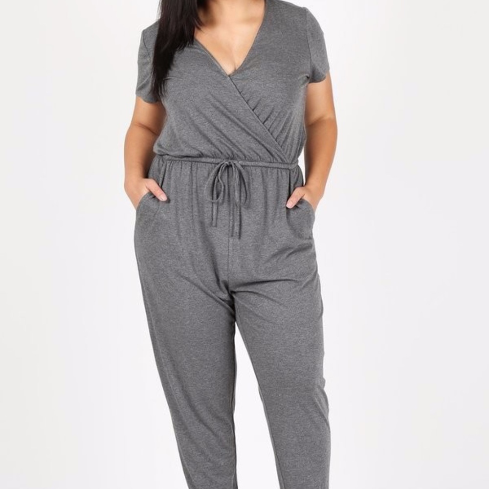 NEW plus jumpsuit - Picture 3 of 6